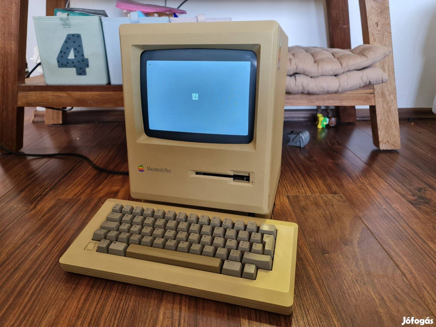 Macintosh Plus 1MB retro Apple számítógép eladó