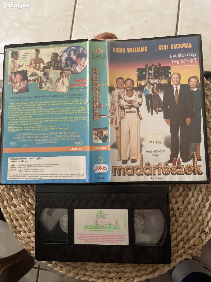 Madárfészek vhs