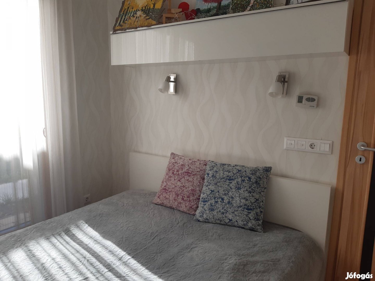 Magasfényű IKEA felső szekrény