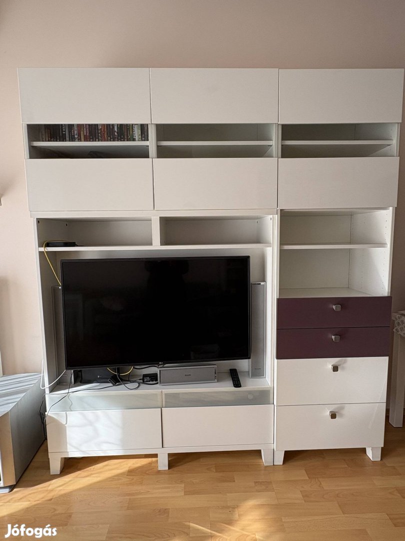 Magasfényű fehér Ikea Besta nappali szekrény