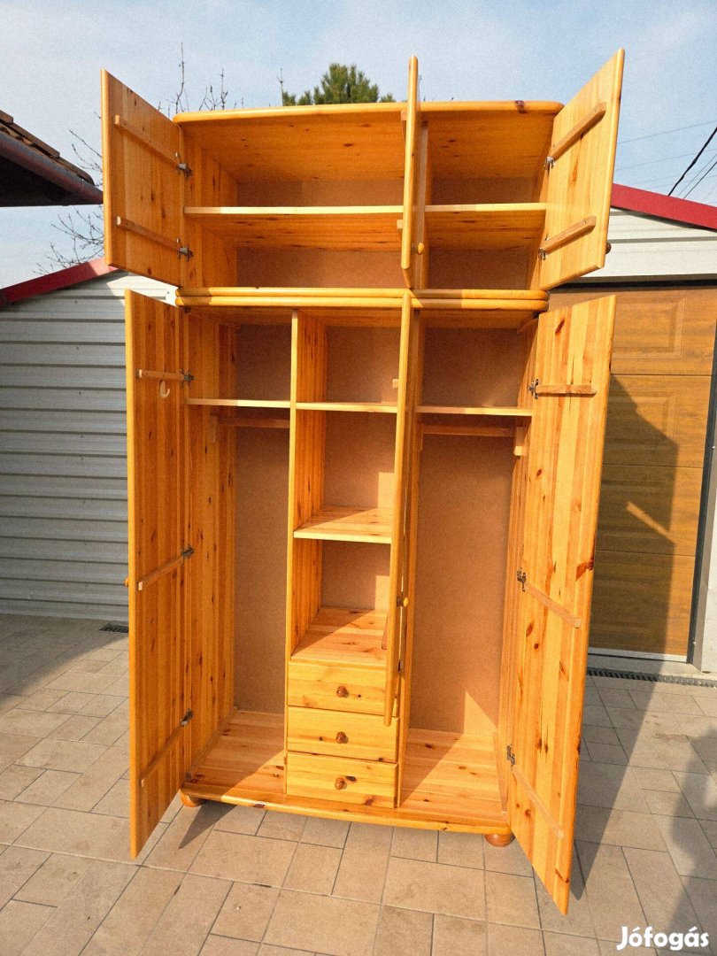 Magasító Nélkül eladó egy 3 ajtós , 3 fiókos akasztós és