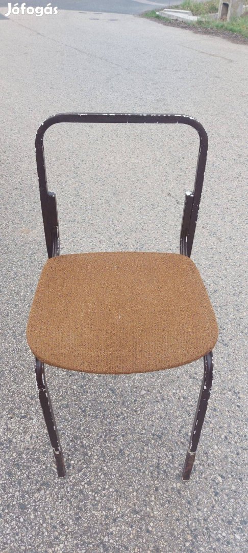 Magasitott szek varrogephez is