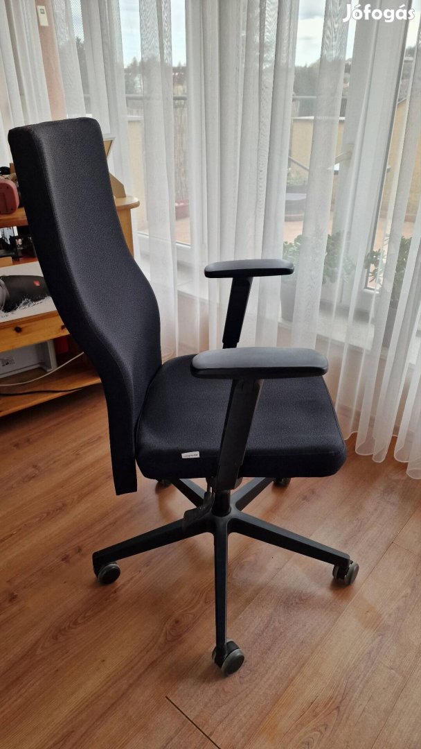 Magastámlás forgószék eladó