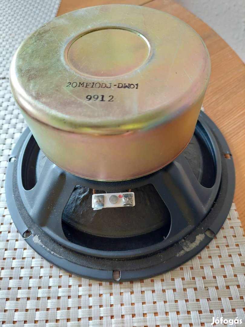 Magnat 20 cm mélyhangszóró, subwoofer