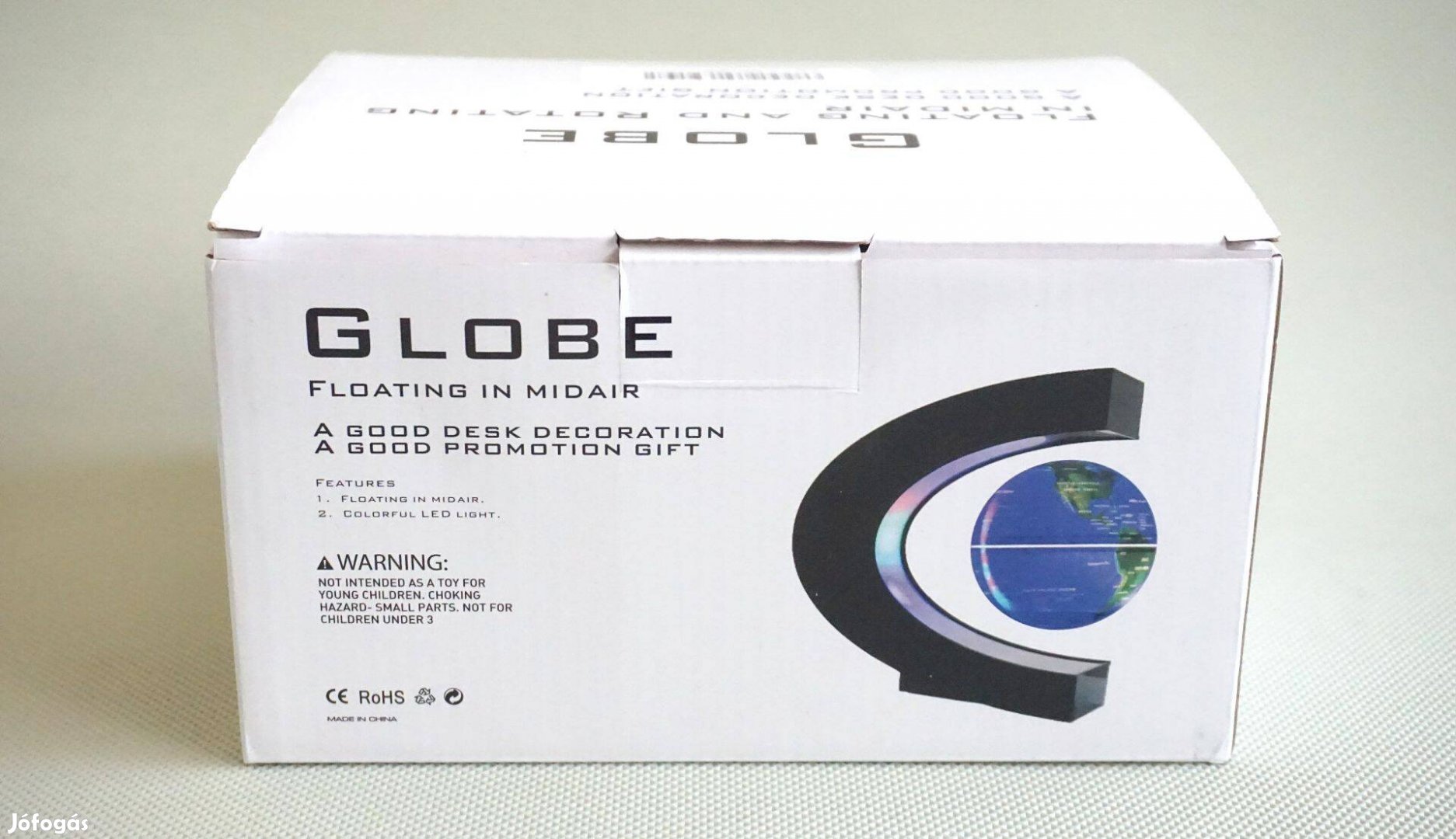 Mágneses lebegő földgömb