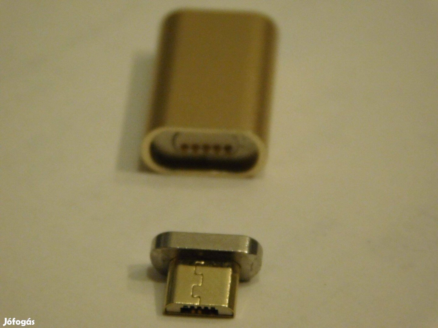 Mágneses micro USB adapter+mágneses fej 2,4A akkutöltéshez ingyenposta