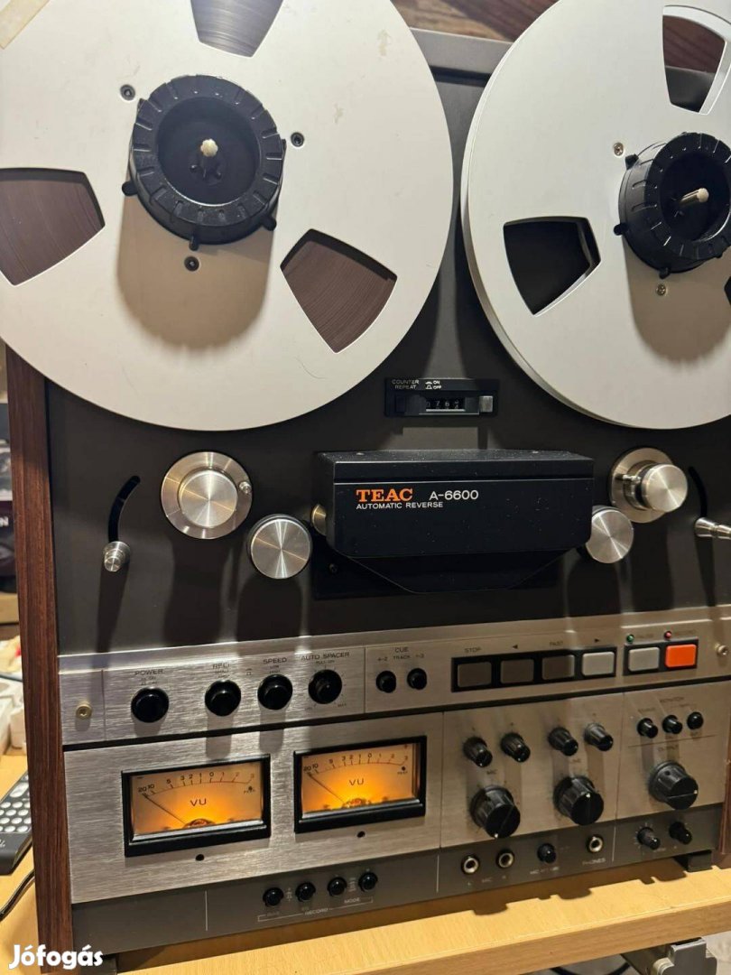 Teac A-6600 Tape Recorder