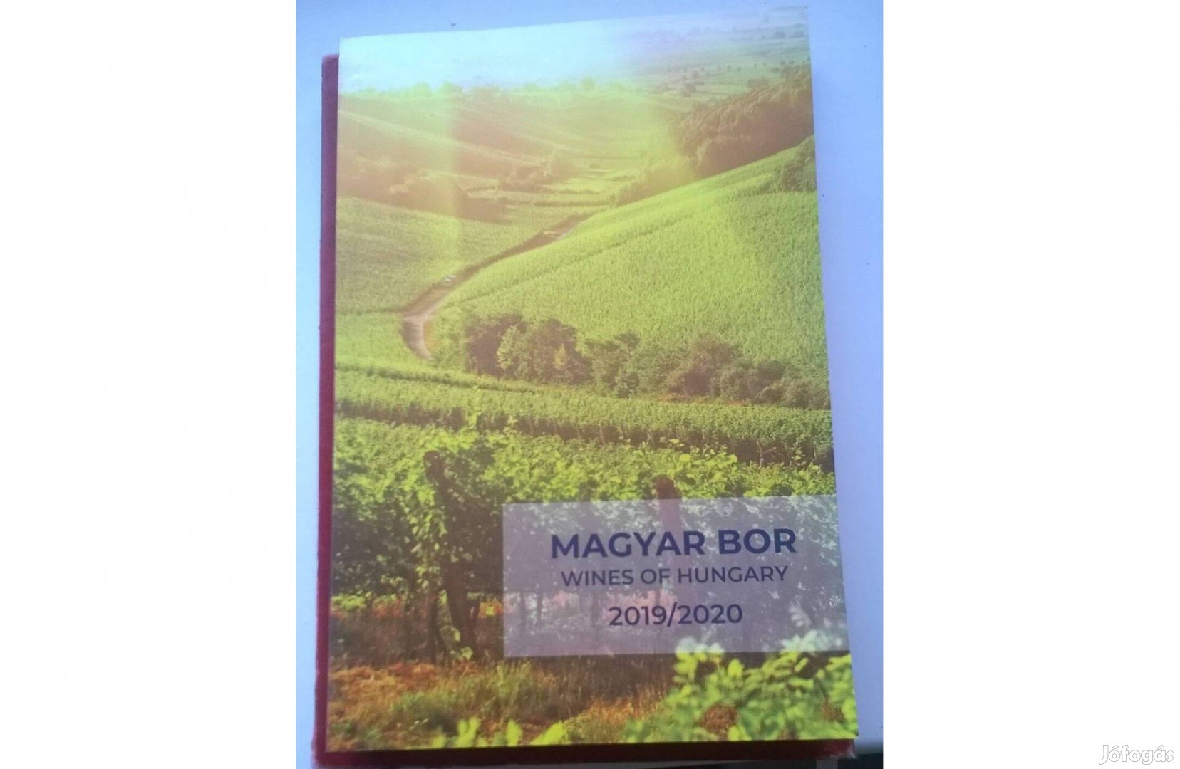 Magyar Bor - Wines of Hungary című könyv , 2019-2020