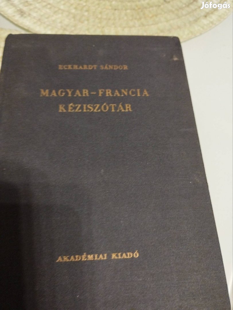 Magyar-Francia kéziszótár 