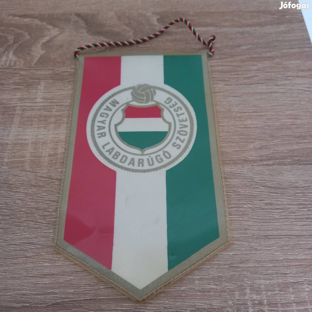 Magyar Labdarúgó Szövetség zászló 