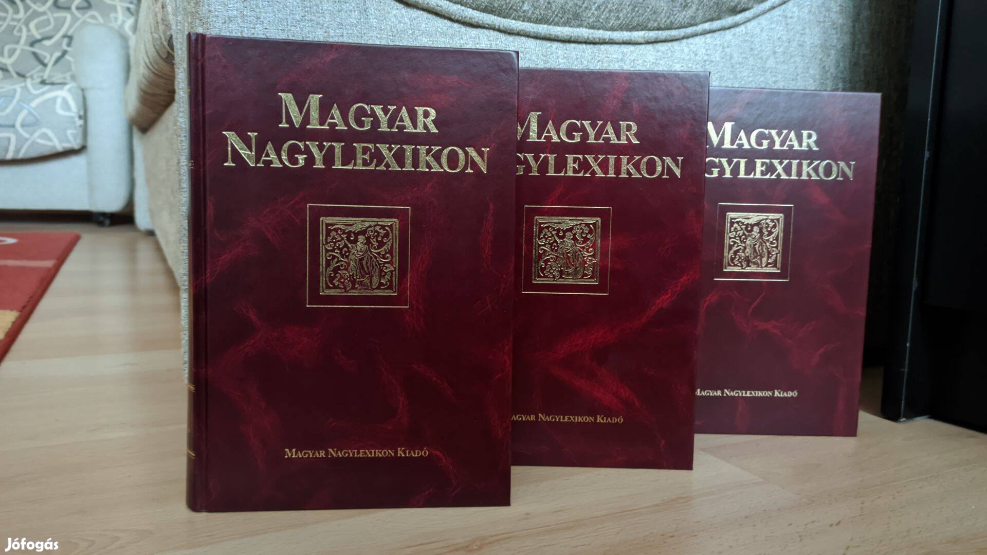 Magyar Nagylexikon 1-19. kötet + Kronológia 1-2.(teljes)