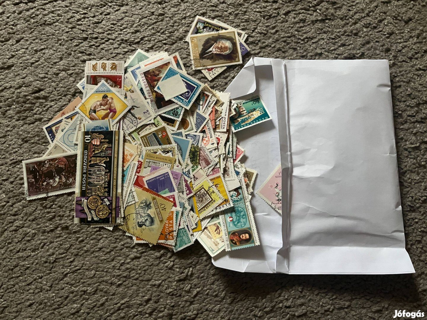Magyar bélyegek kb. 120 gramm - vegyes állapotban 2