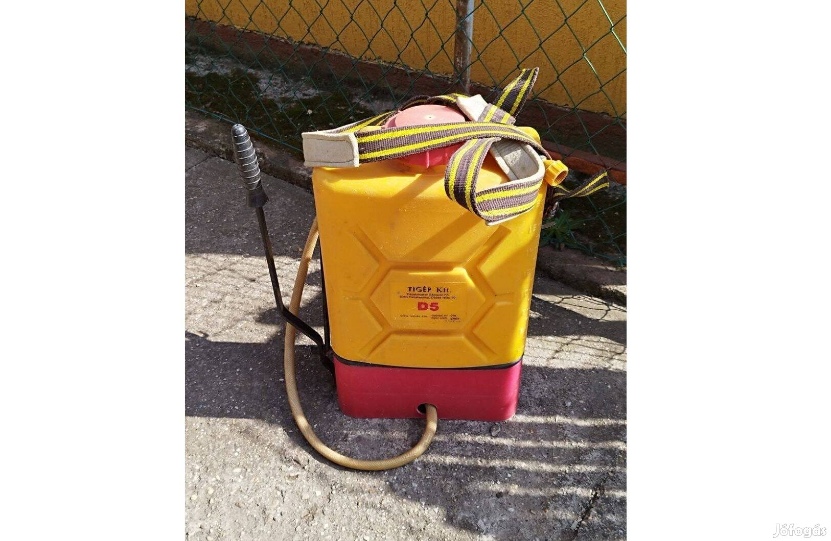 Magyar gyártmányú háti permetező