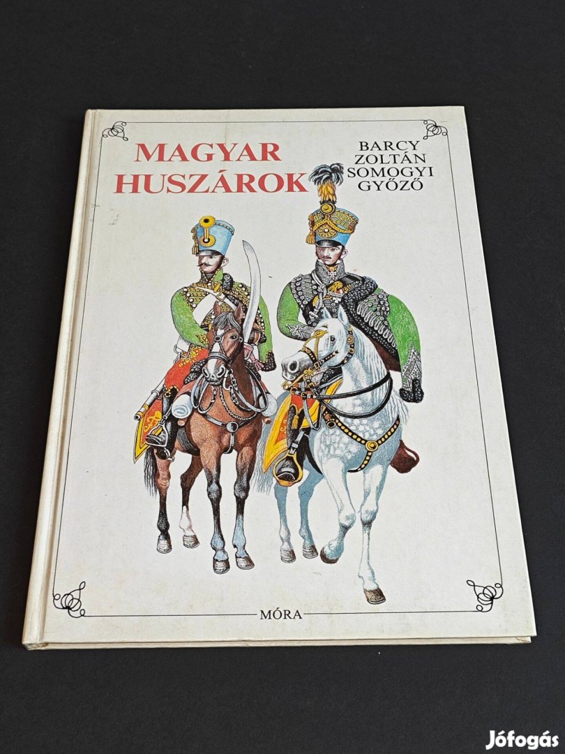 Magyar huszárok könyv