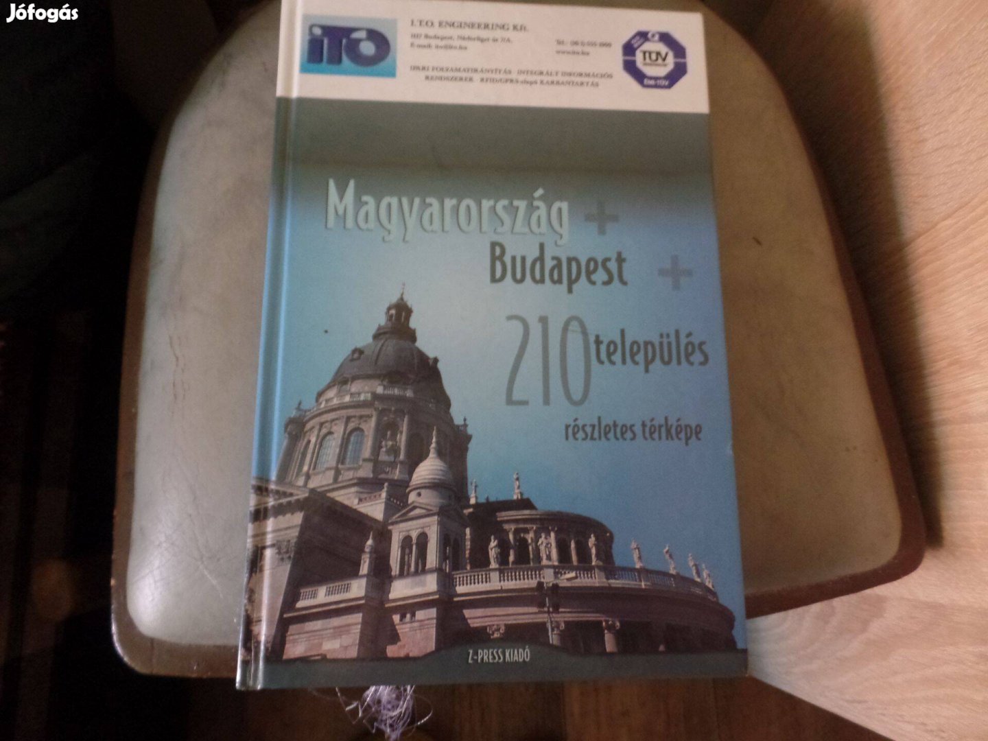 Magyarország + Budapest + 210 település részletes térképe