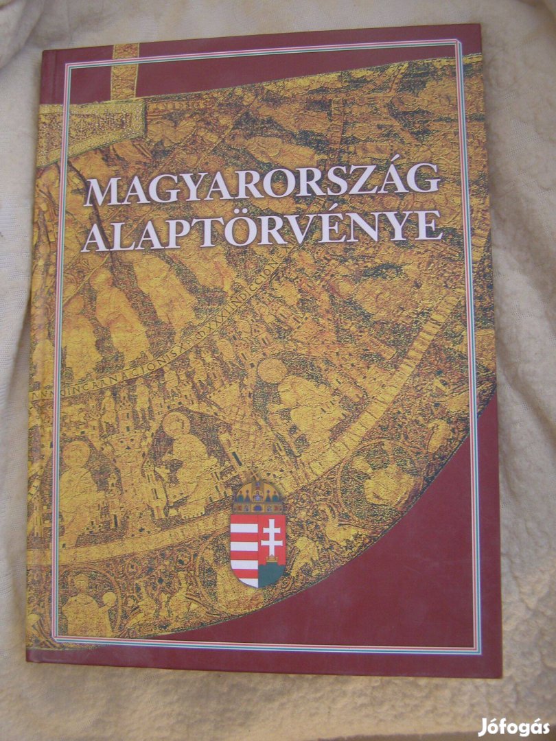 Magyarország alaptörvénye könyv