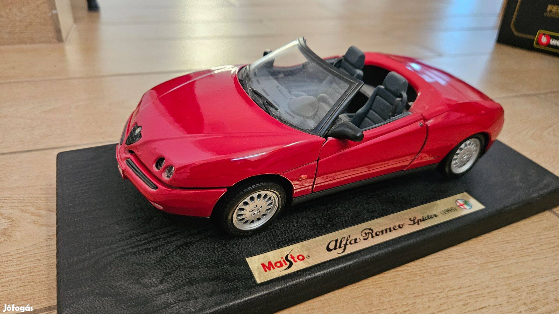 Maisto Alfa Romeo Spider 118