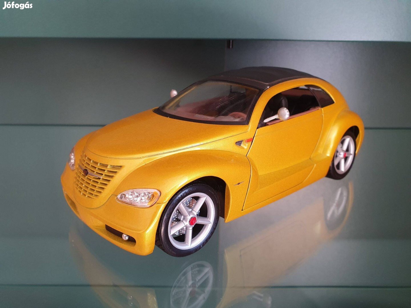 Maisto Chrysler Pronto Cruizer Concept 1:18 modellautó