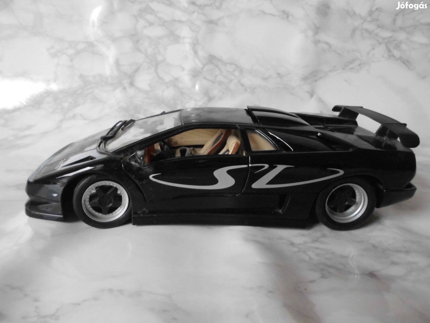 Maisto Lamborghini Diablo 1:18 fém modell autó