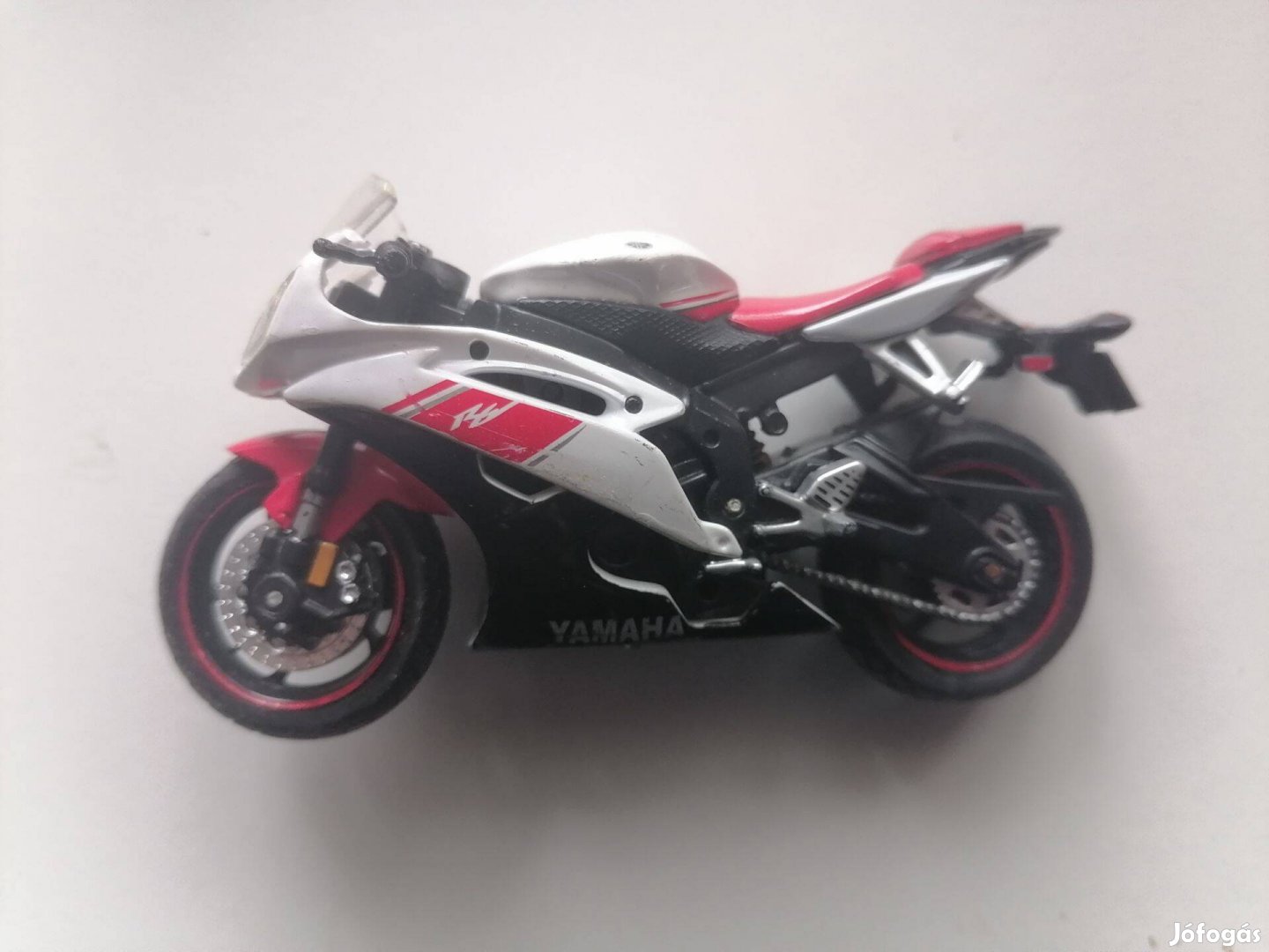 Maisto Yamaha Yzf-R6 1:18 Motor Modell