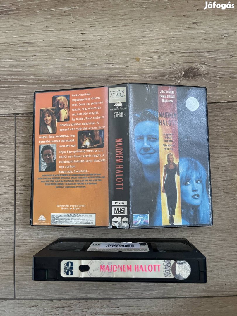 Majdnem halott vhs 