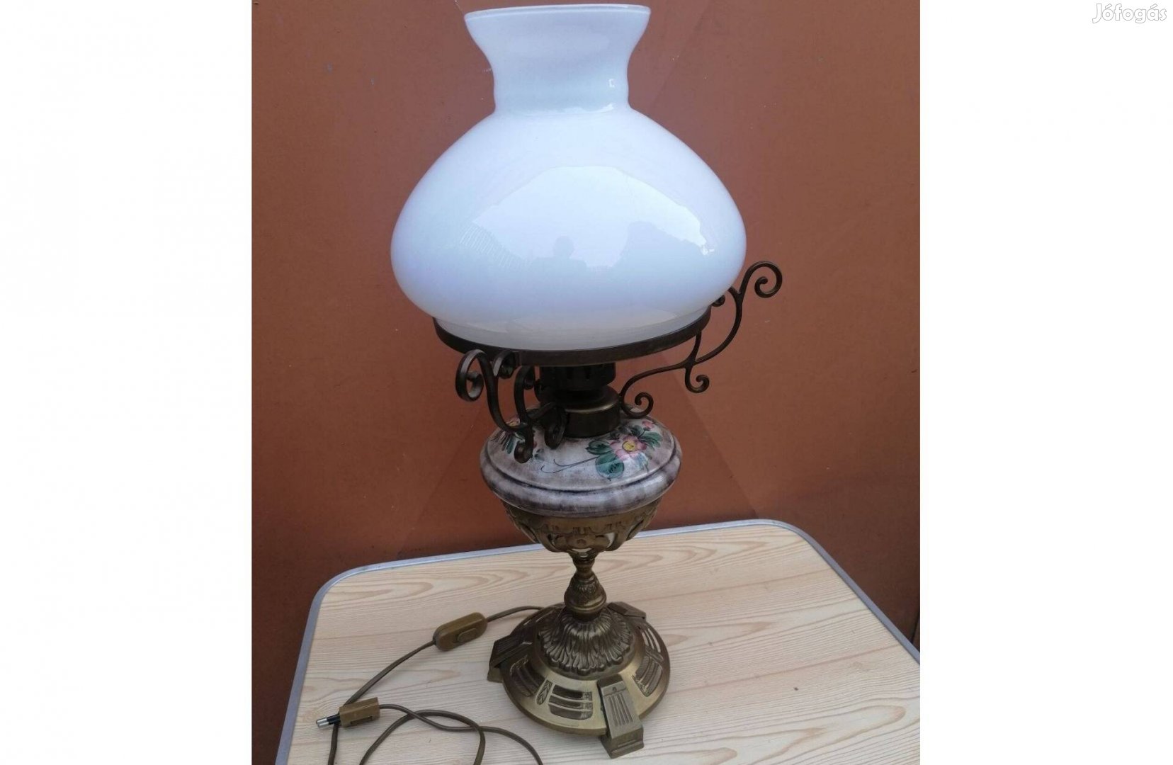 Majolika mintás üvegbúrás réz porcelán asztali lámpa állólámpa