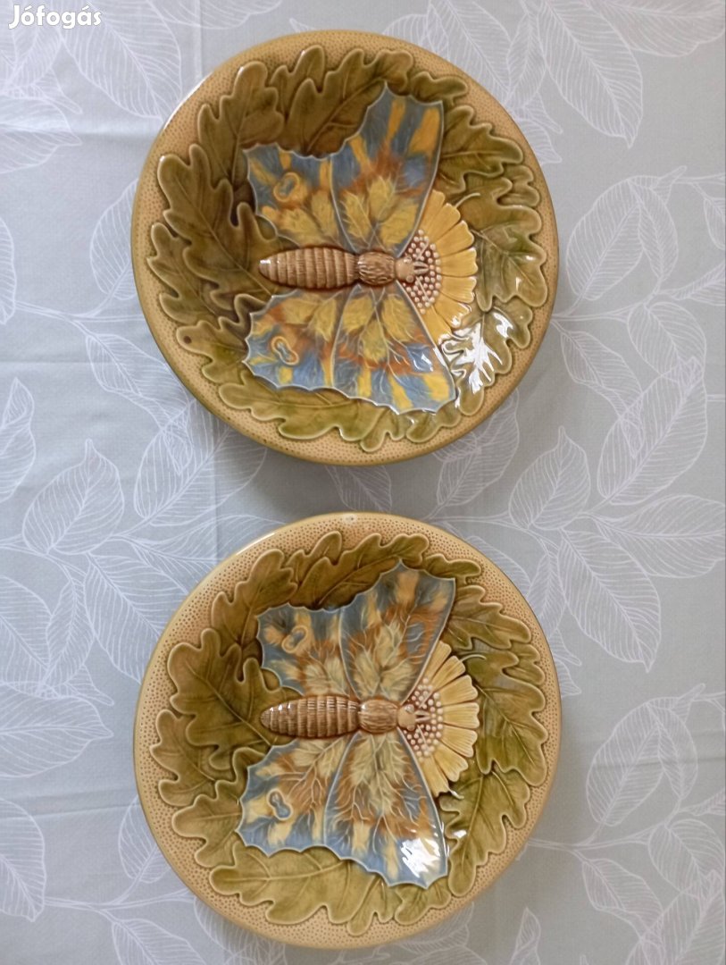 Majolika tányér pár