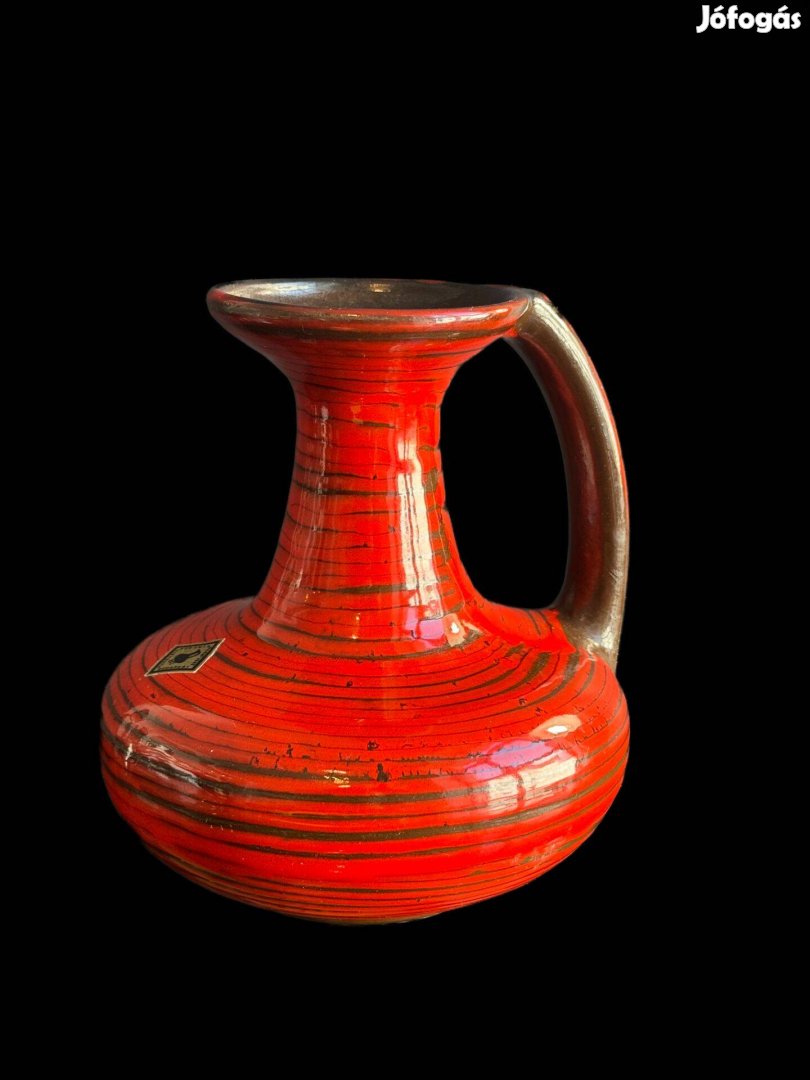 Majoros János - Piros váza