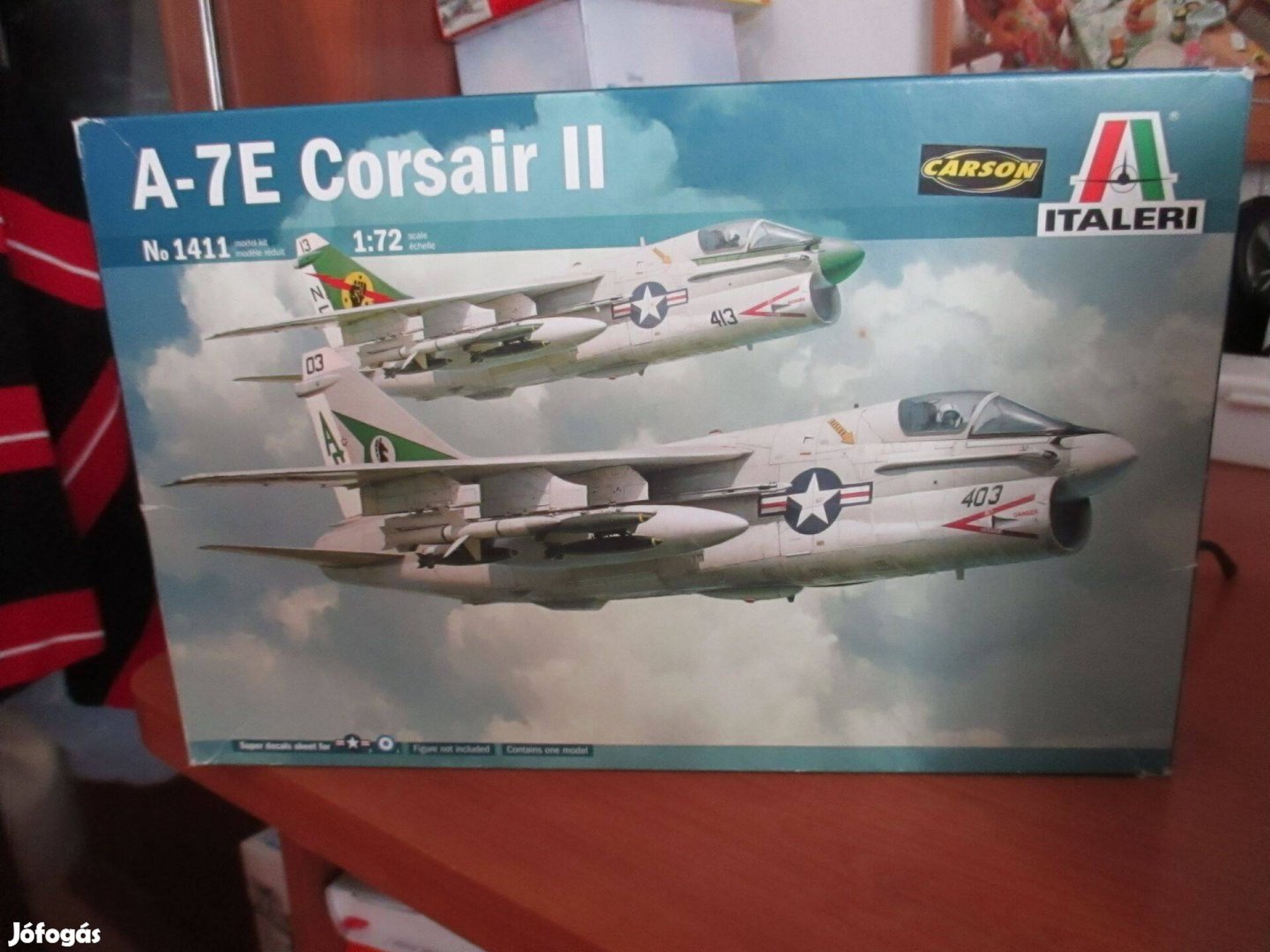 Makett repülő Corsair