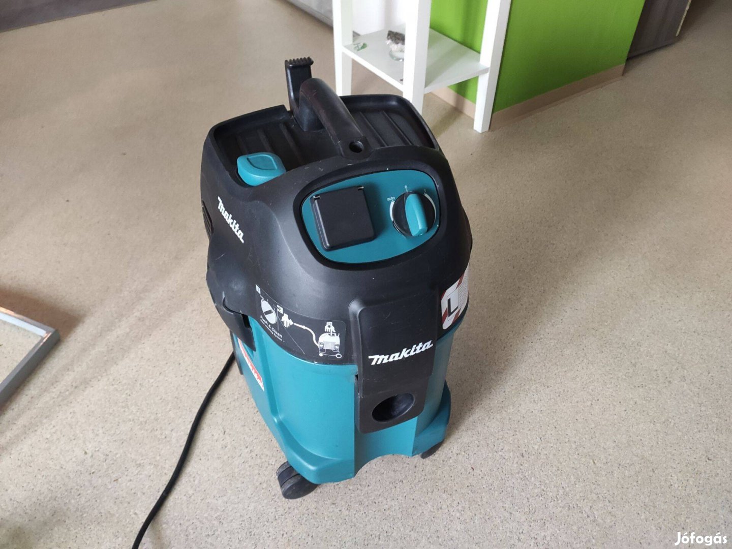 Makita 446 L