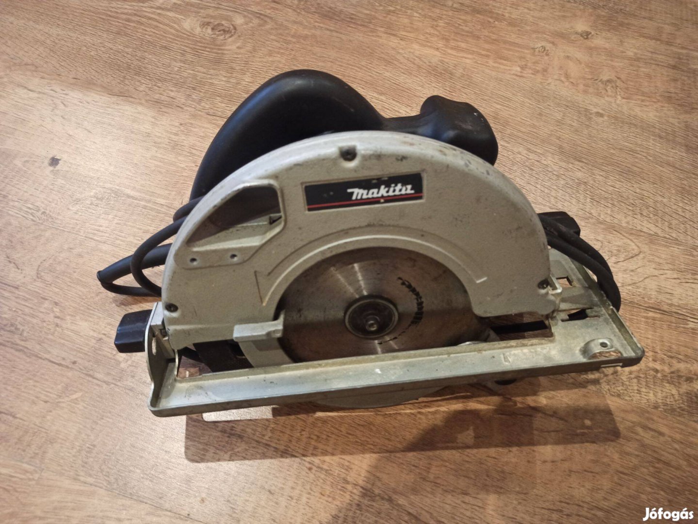 Makita 5705R kézi körfűrész 1400 Watt /190 mm