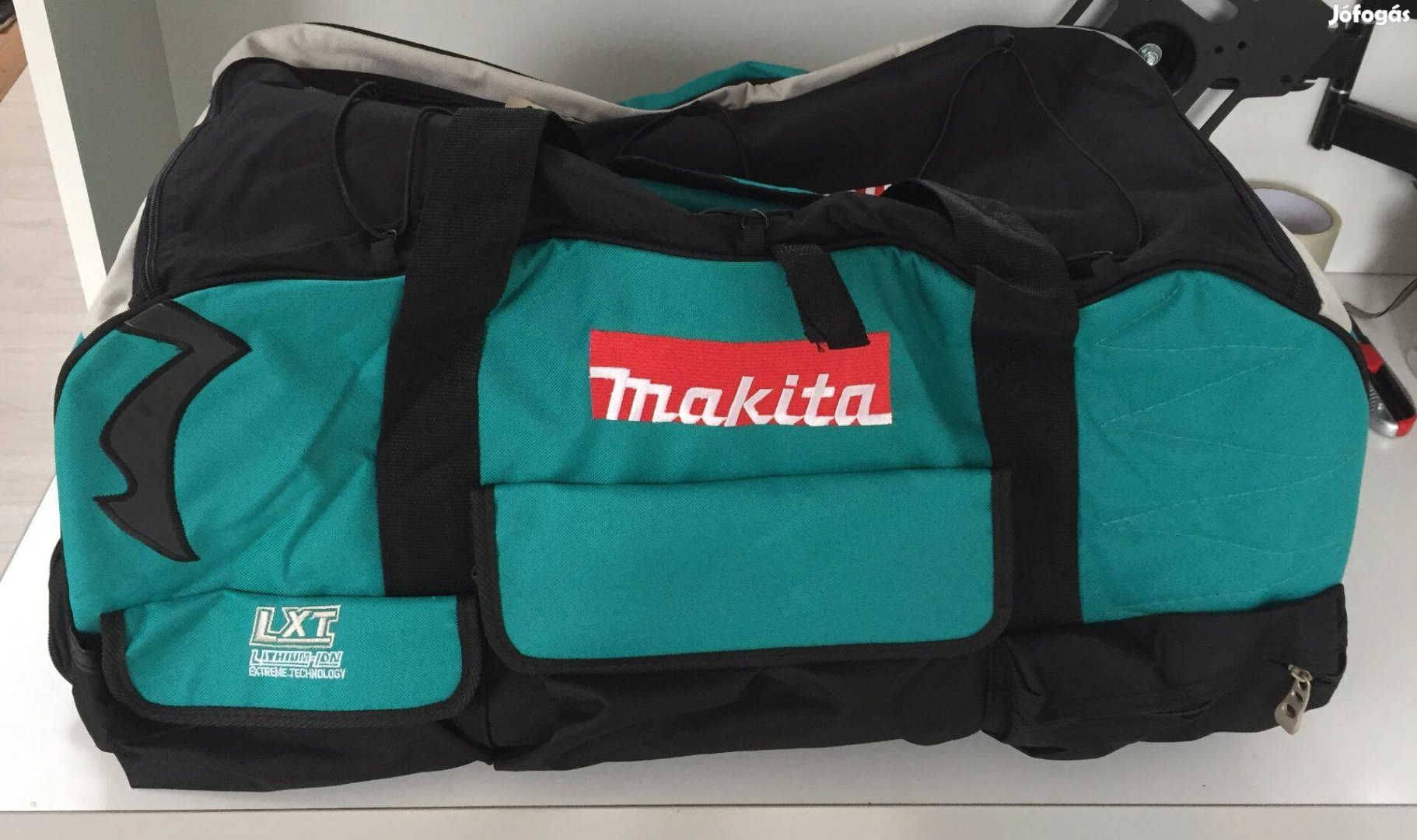 Makita 831279-0 Gurulós vászon táska Lxt 63x30x30cm