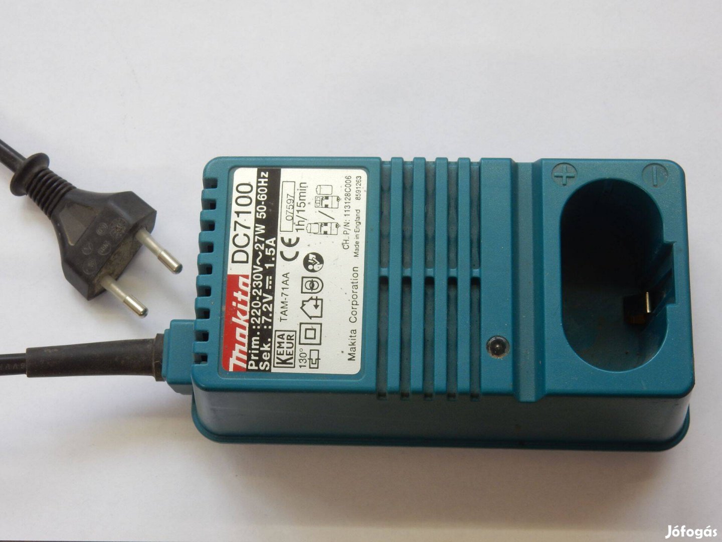 Makita DC7100Akkumulátor töltő akksitöltő charger NICd NiMh 7.2V