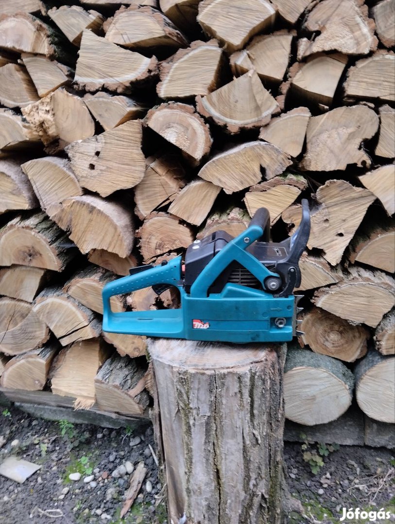 Makita DCS33 (talán) láncfűrész eladó.