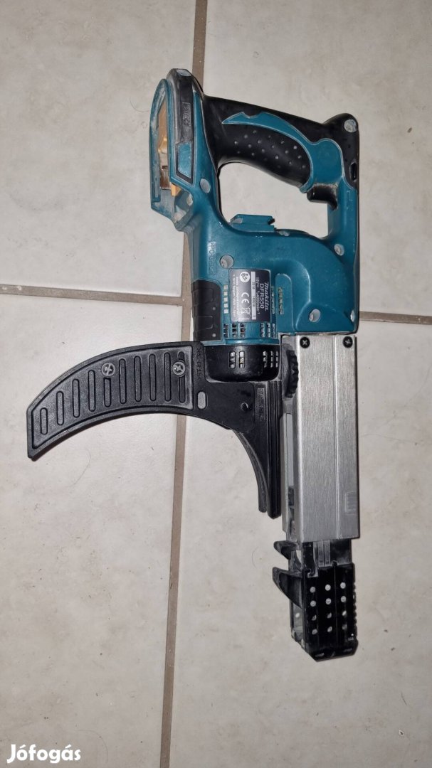 Makita DFR550 táras akkus csavarbehajtó gipszkarton