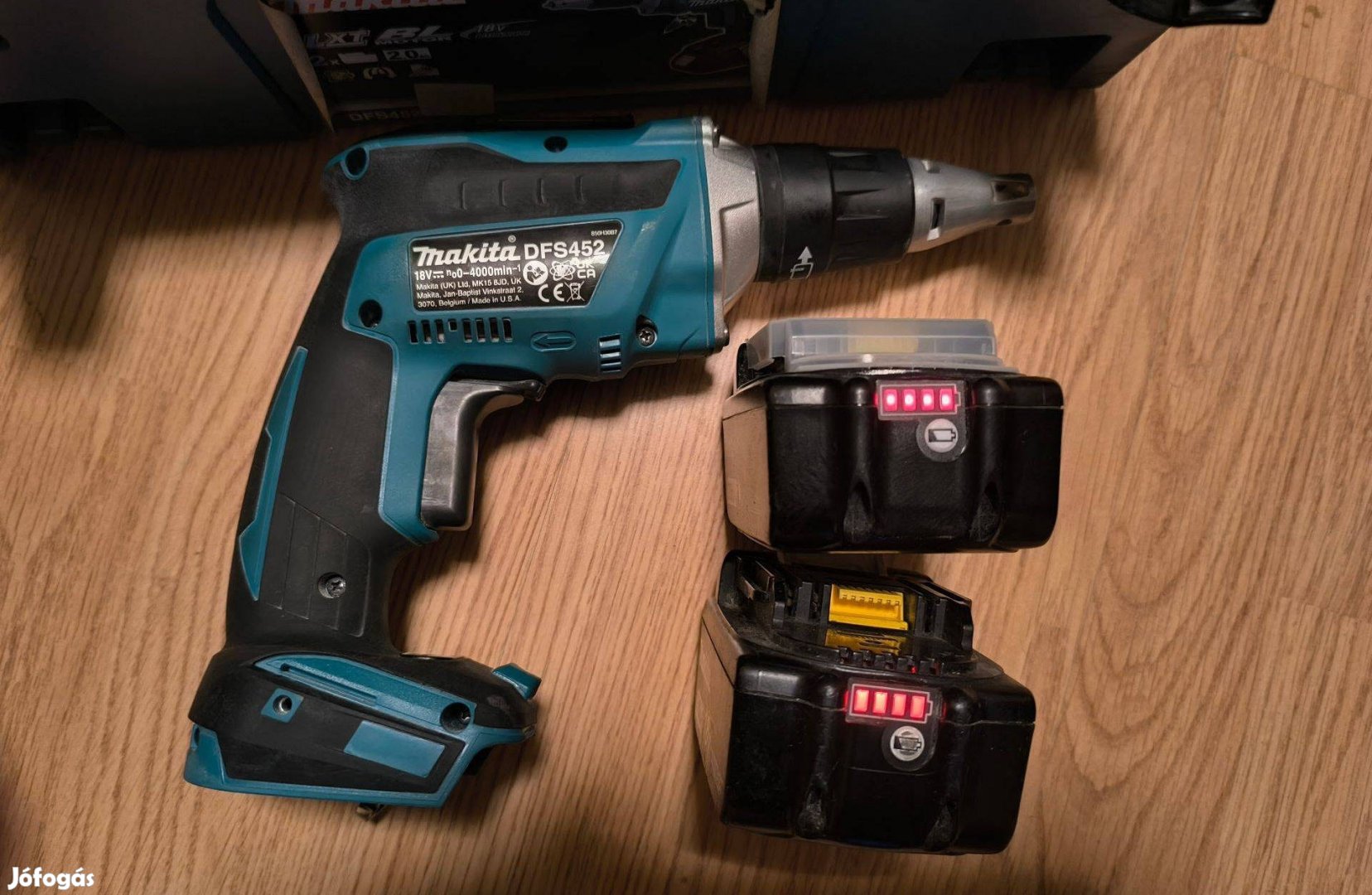 Makita DFS452RTJ szénkefe mentes gipszkarton csavarozó