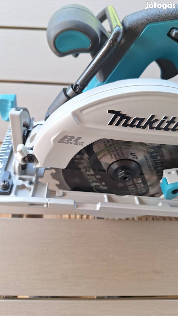 Makita DHS680
