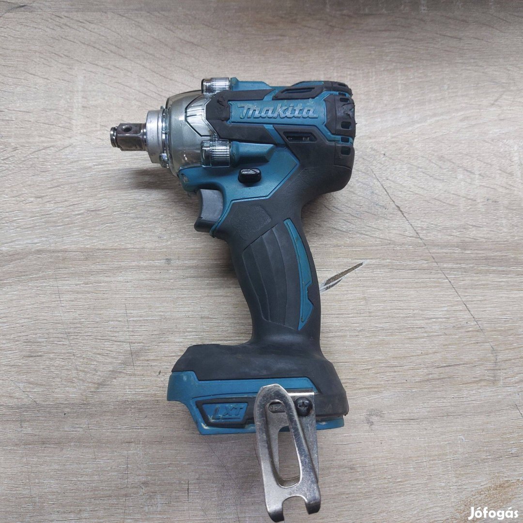 Makita DTW285Z Akkus ütvecsavarozó 18V