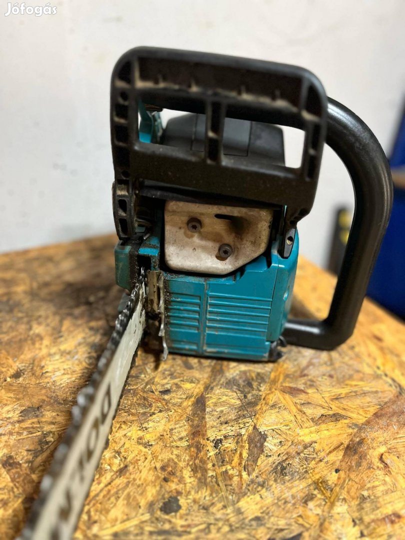 Makita Dcs 400