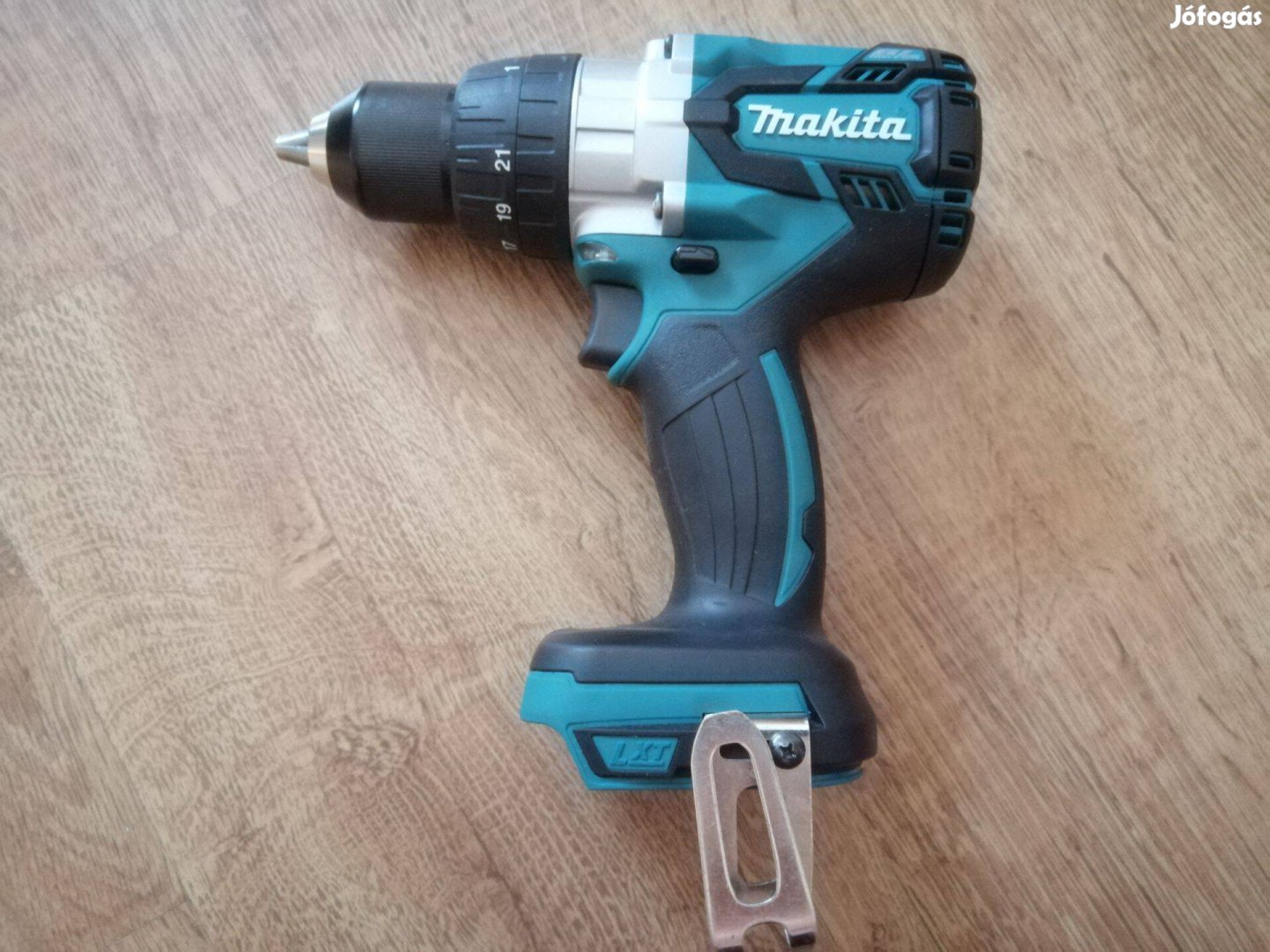 Makita Dhp481 akkus ütvefúró-csavarbehajtó géptest 115 Nm-es