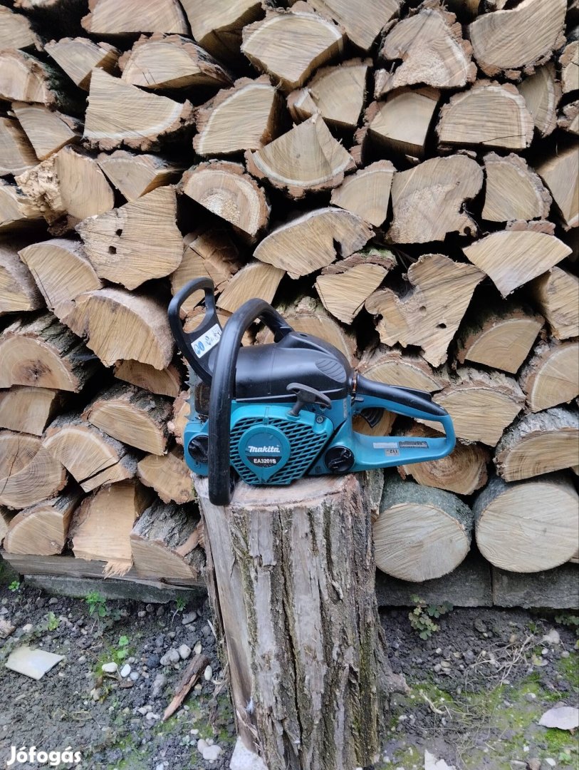 Makita EA 3201s láncfűrész eladó.