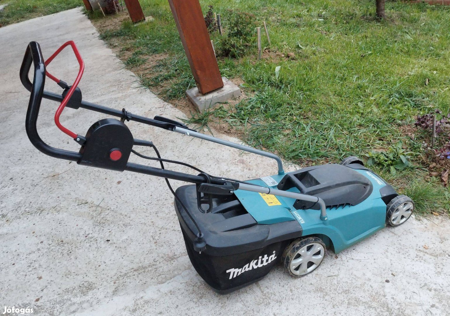 Makita ELM3311 elektromos fűnyíró eladó