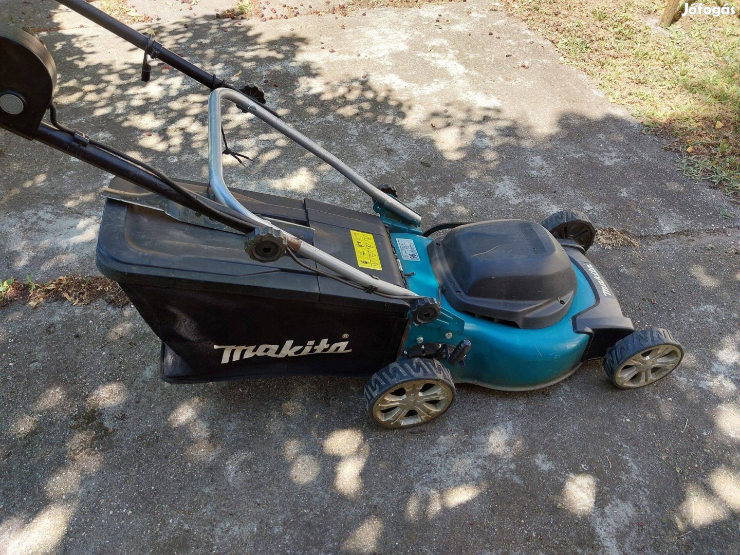 Makita ELM4110 elektromos fűnyíró