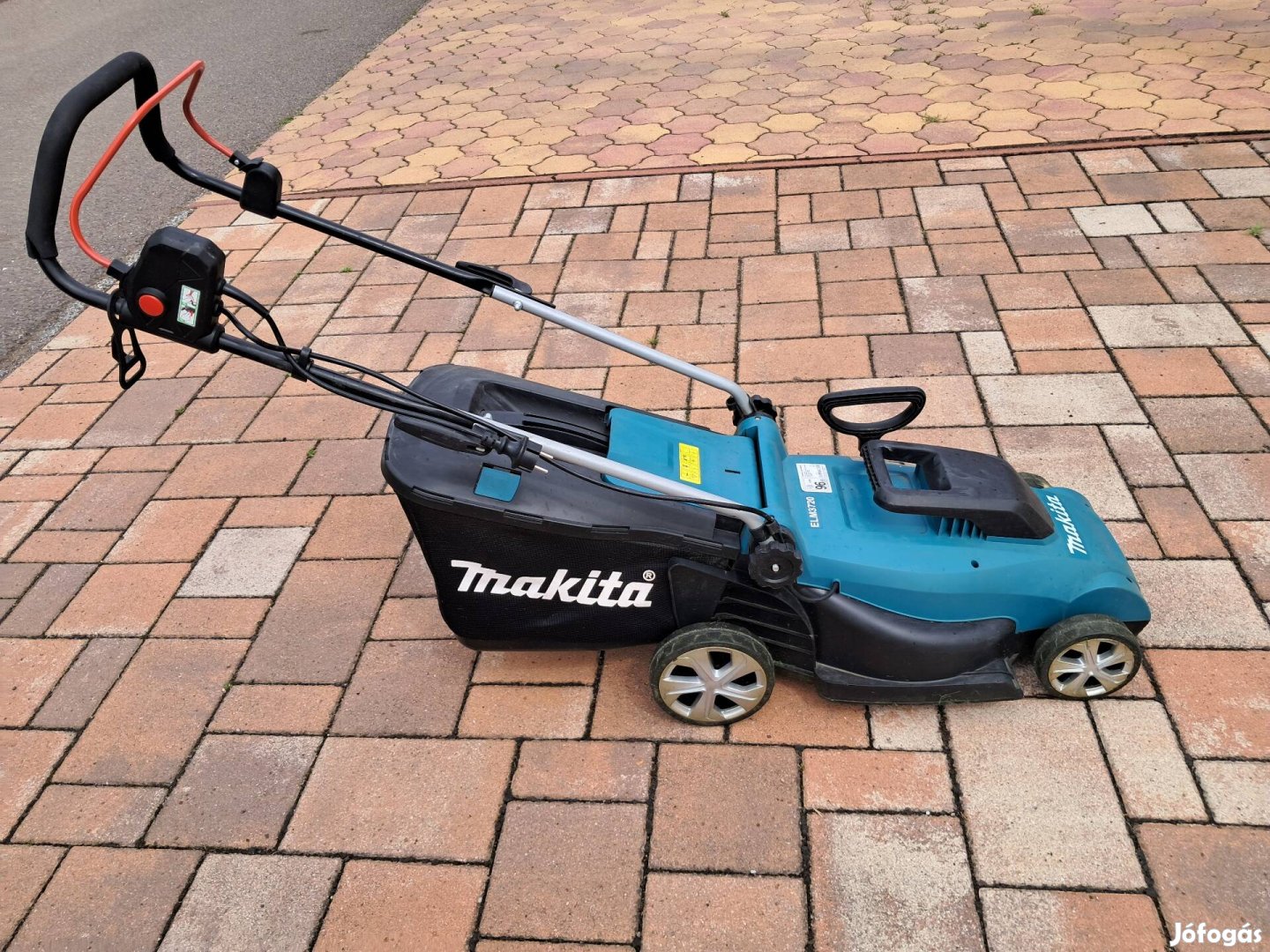 Makita ELM 3720 elektromos fűnyiró