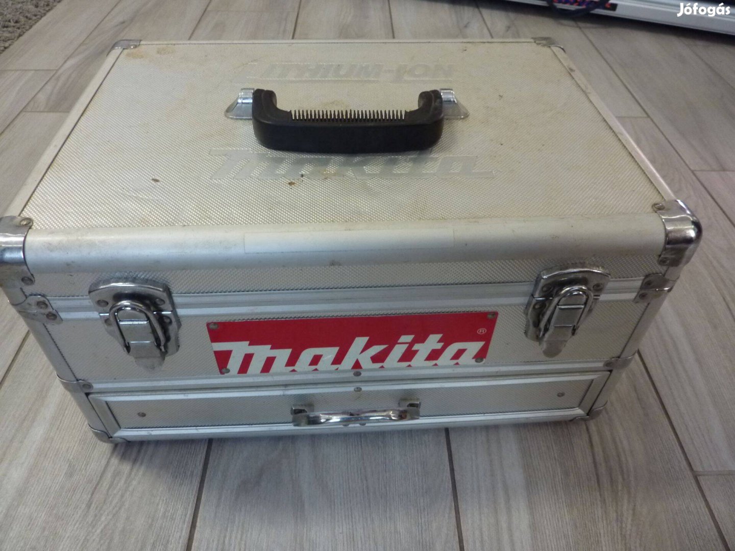Makita Fiókos Alu koffer géptartó szerszámos táska