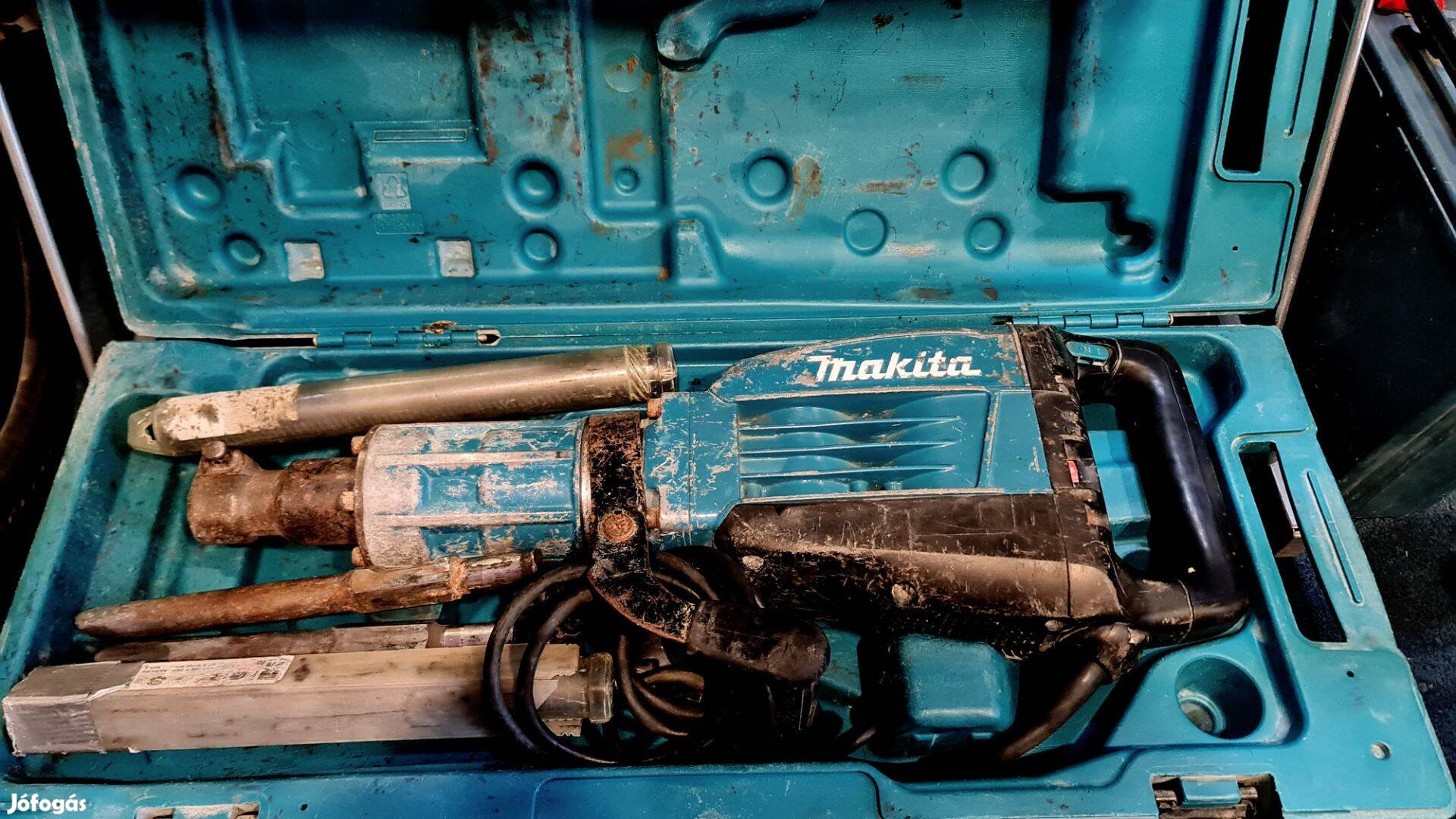 Makita HM1307C,Vésőkalapács szép állapotban, 1 hónap garancia Tulajdo