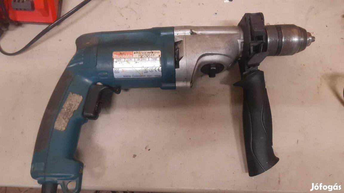 Makita HP 2051F ipari fúrógép 720w