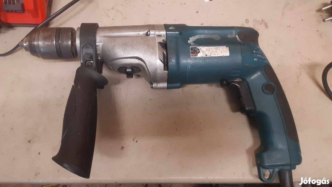 Makita HP 2051F ipari fúrógép 720w