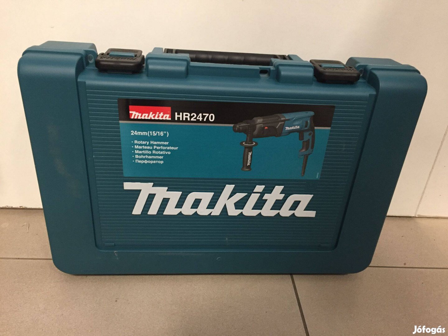 Makita HR2470 Fúró-vésőkalapács kofferben SDS-Plus 780W 2,4J
