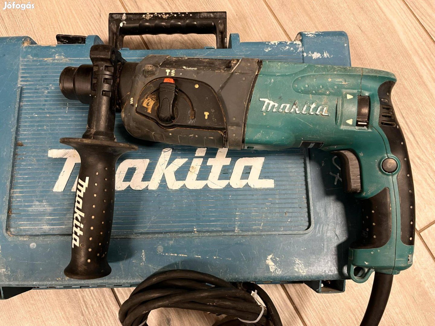 Makita HR2470 SDS-Plus Ütvefúró Fúrókalapács vésőgép